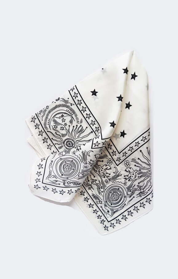 Sidenscarf Vitmönstrad