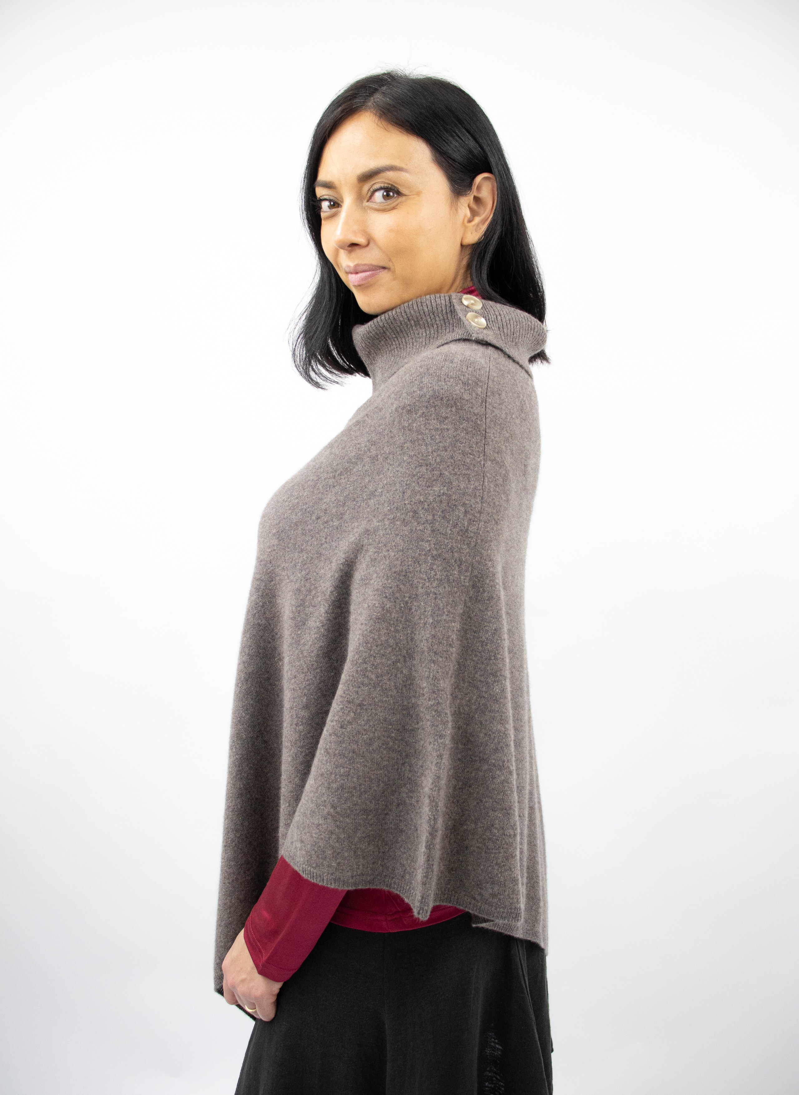 Poncho med Polo Ull Kashmir, Mullvad