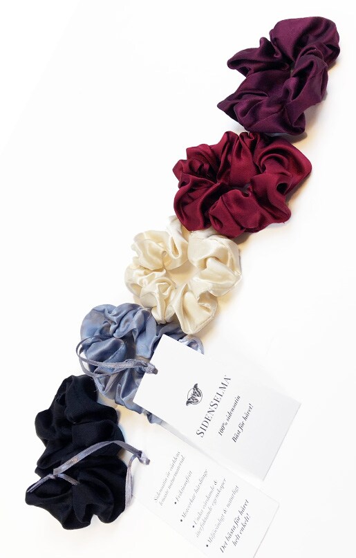 Scrunchie Sidensatin Hairtie Svart